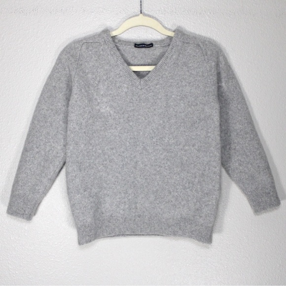 Brandy Melville Sweaters - Brandy Melville 100% Wool Sweater